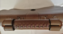 Charger l'image dans la galerie, Sac porte-documents en cuir marron, designer Ulysse