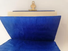 Charger l'image dans la galerie, Set livre, petit carnet et porte monnaie