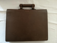 Charger l'image dans la galerie, Sac porte-documents en cuir marron, designer Ulysse