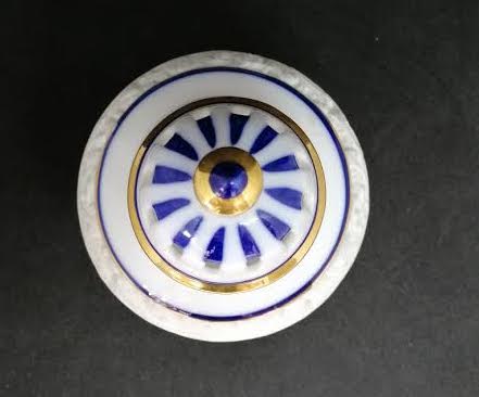 Petite urne décorative
