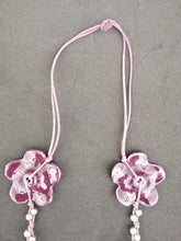 Charger l&#39;image dans la galerie, Collier en pierre violette en forme de fleur

