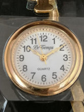 Charger l&#39;image dans la galerie, Horloge quartz en forme de sac en métal doré et verre
