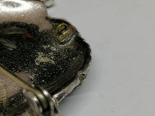 Charger l&#39;image dans la galerie, Broche/pendentif en forme de fleur, métal argenté
