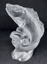 Charger l&#39;image dans la galerie, Poisson en cristal Lalique

