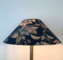 Charger l&#39;image dans la galerie, Grande lampe de table style Empire
