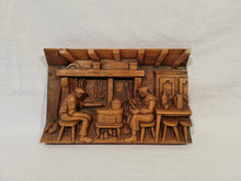 Charger l&#39;image dans la galerie, Grand tableau artisanal sculpté en bois
