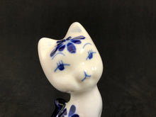 Charger l&#39;image dans la galerie, Petite statuette chat
